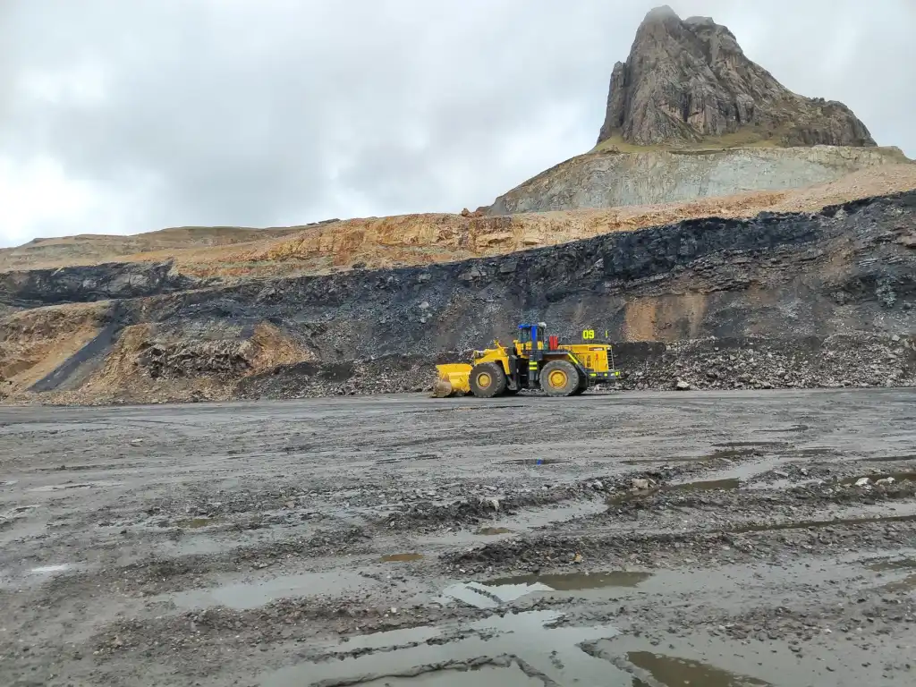 重庆地区高层建筑幕墙工程的技术难点与质量控制要点